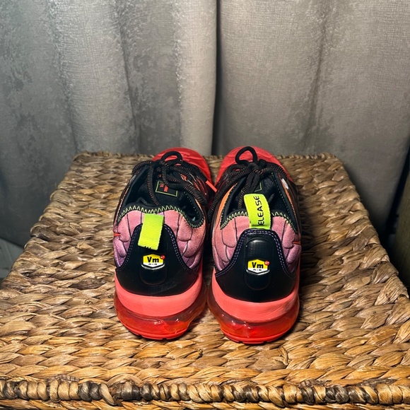Nike Air VaporMax Plus Flight Pack | Limited Addition | Size 9.5 - Picture 4 of 7